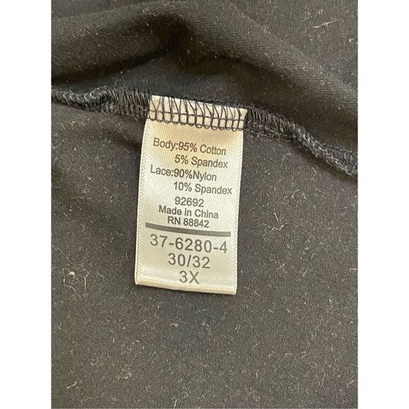 Roaman’s women’s 3x black lace top 30/32 - Picture 5 of 6